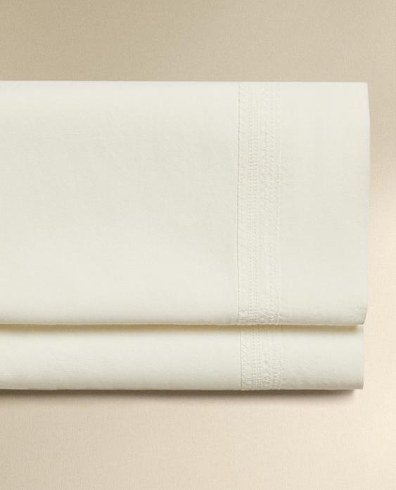 EMBROIDERED FLAT SHEET