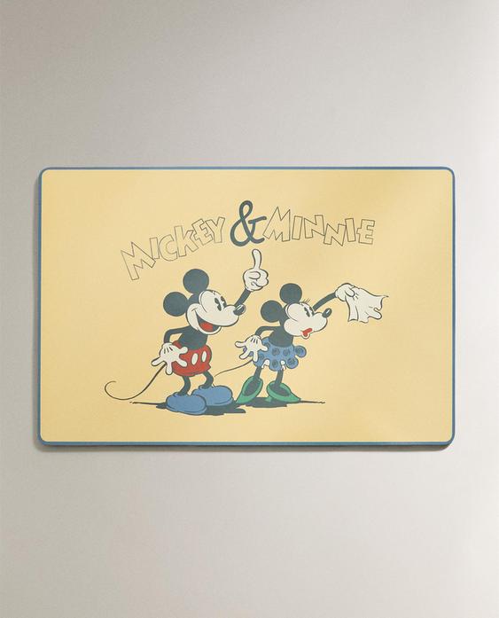 KIDS' MICKEY & MINNIE ©DISNEY PLACEMAT KIDS' MICKEY & MINNIE ©DISNEY PLACEMAT