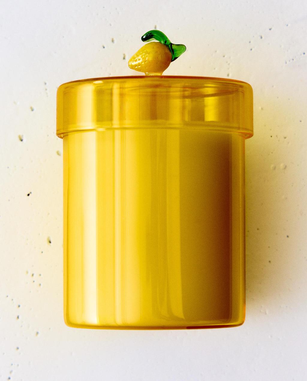 (220 G) GINGER LEMON SCENTED CANDLE