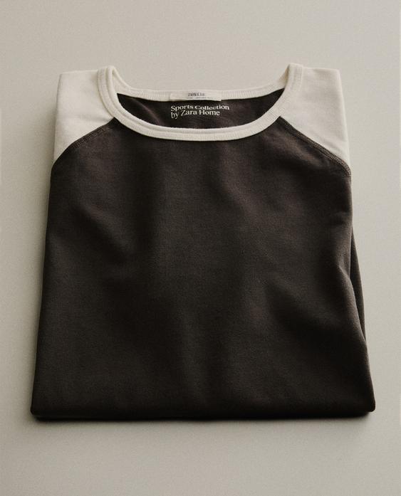 ДВУЦВЕТНА ПАМУЧНА ТЕНИСКА