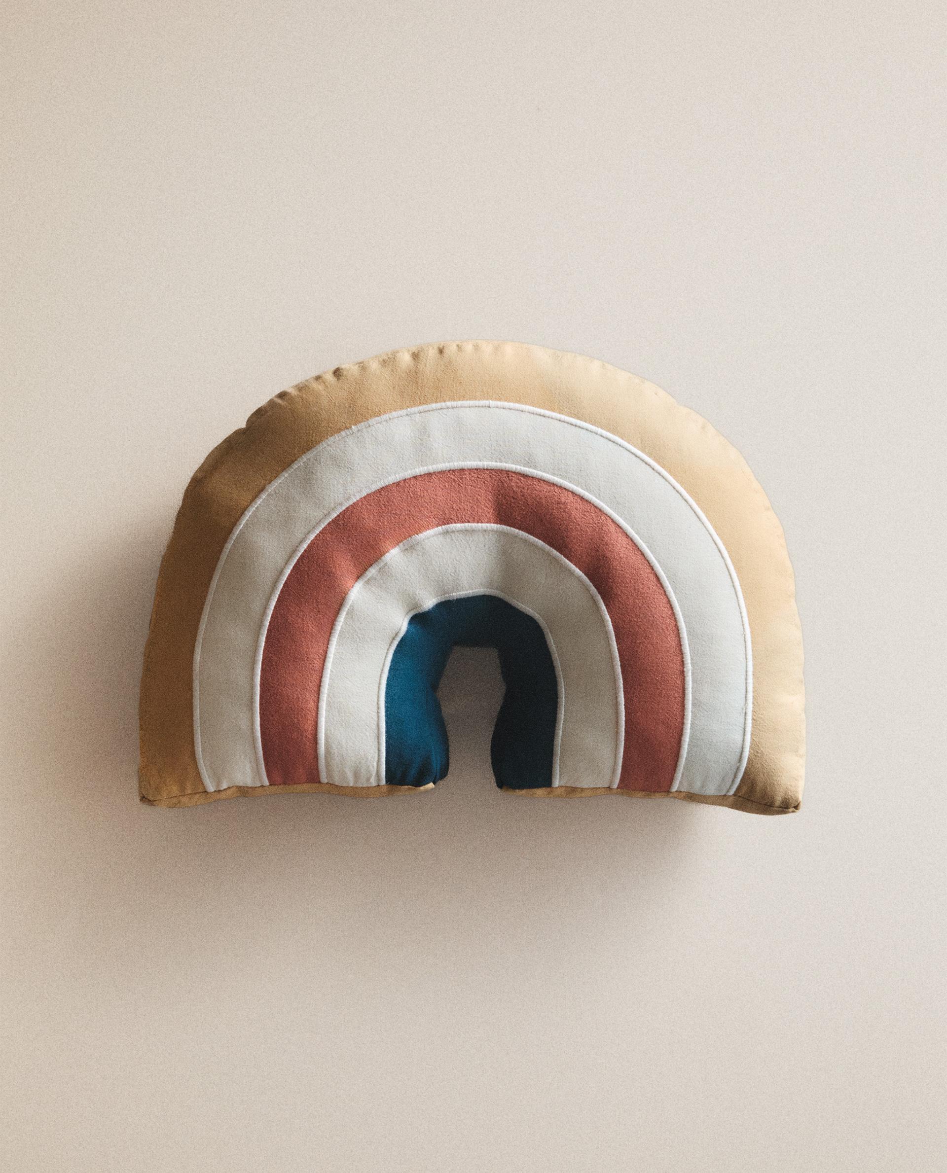KIDS' RAINBOW CUSHION KIDS' RAINBOW CUSHION