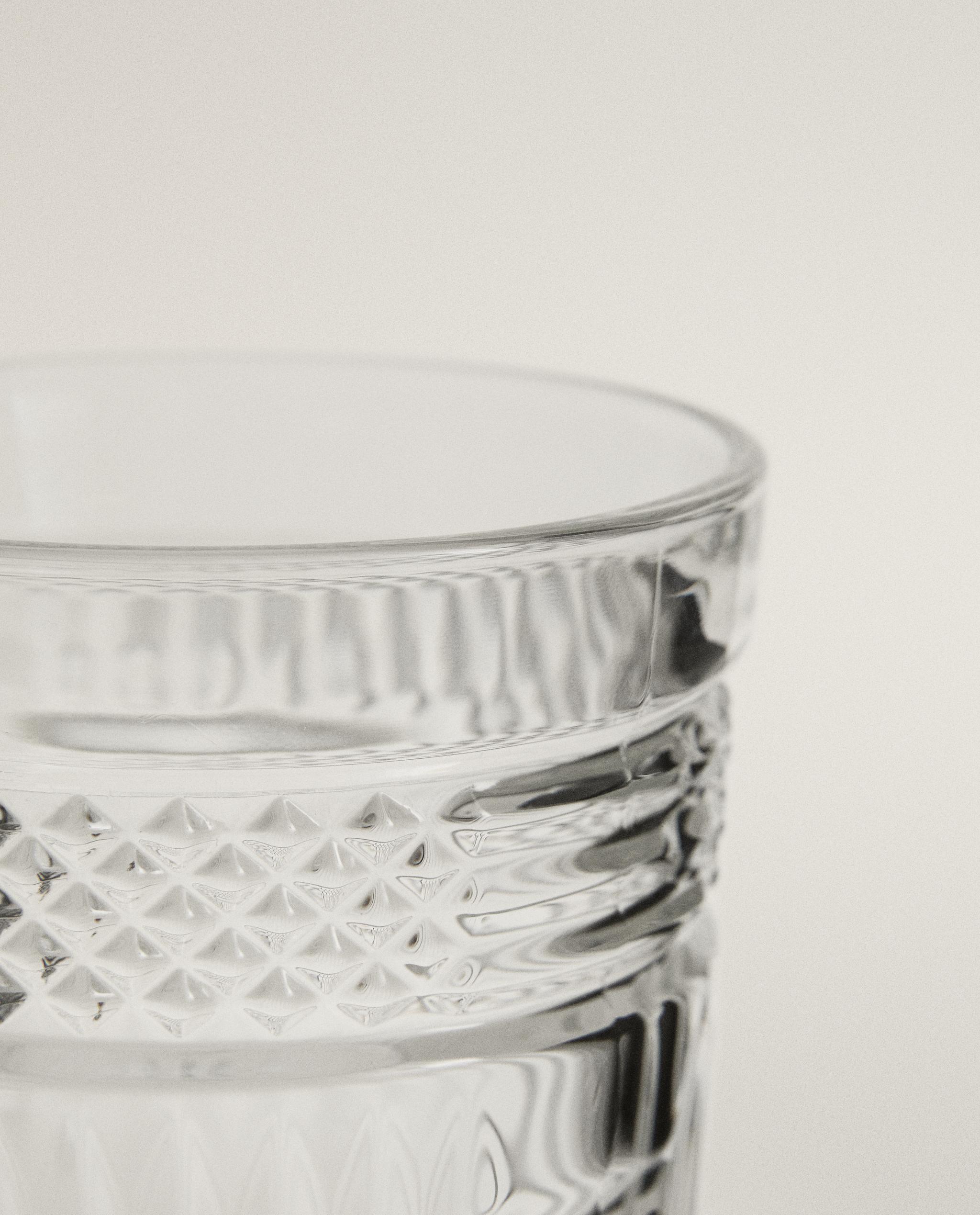 RAISED DESIGN GLASS TUMBLER product thumbnail 3