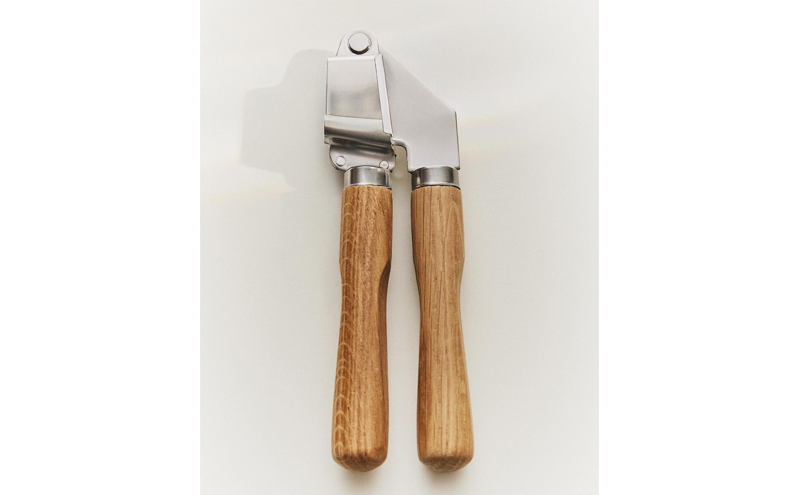OAK MANUAL GARLIC PRESS product thumbnail 7