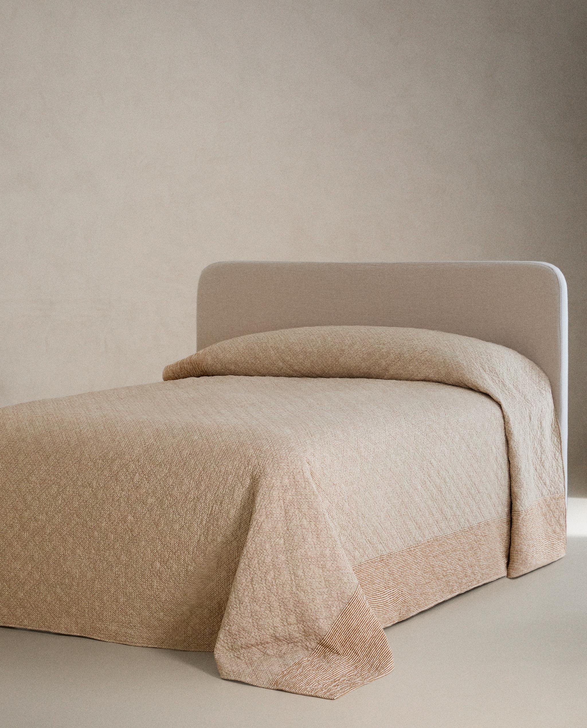 QUILTED BEDSPREAD AND CUSHION COVER | KATHARINE POLE product thumbnail 6