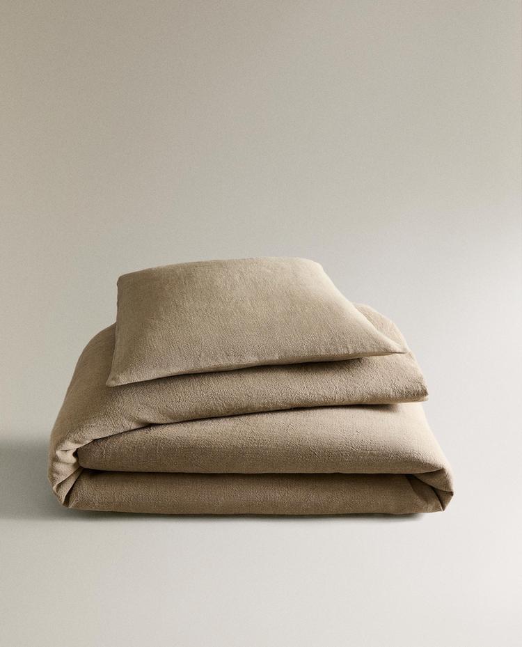 PLAIN FADED LINEN BEDSPREAD
